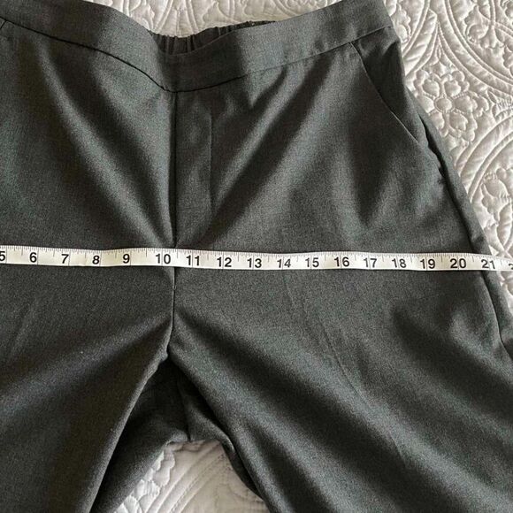 Banana Republic Factory Mid-Rise Gray Dress Pant Trouser, size 12 - Picture 9 of 13
